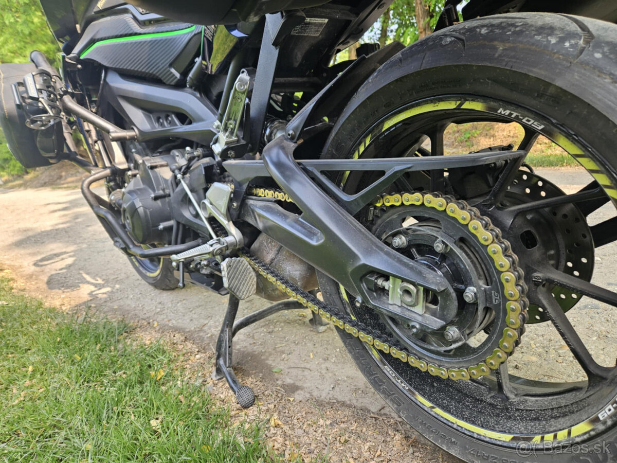 Yamaha Tracer 900 - 2