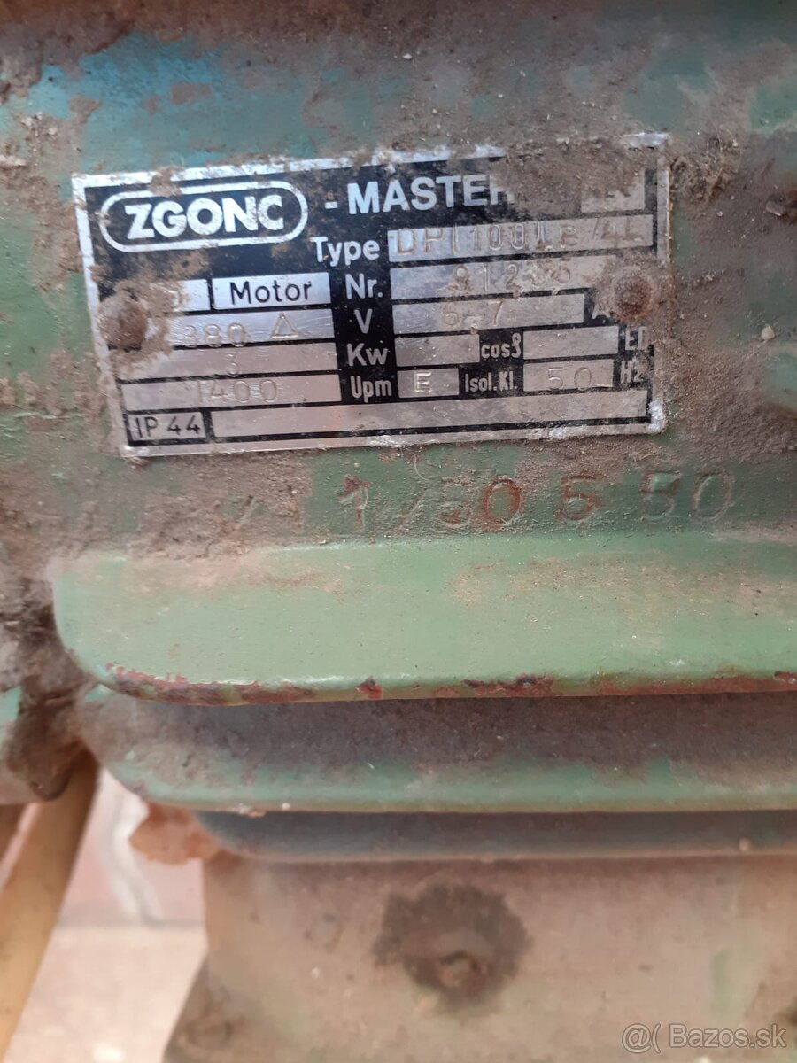 Cirkular/pila na drevo - 2