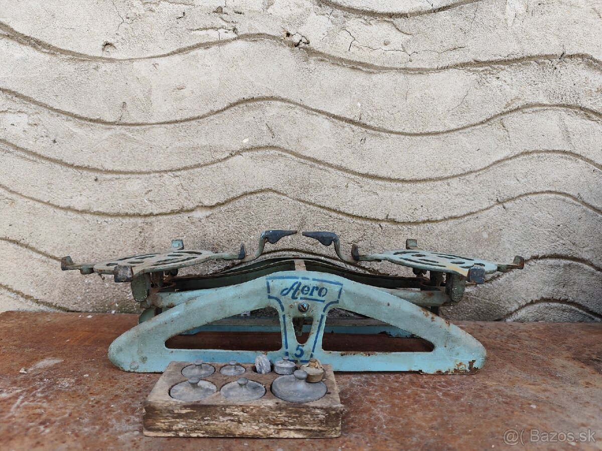 Stará váha AERO - 2