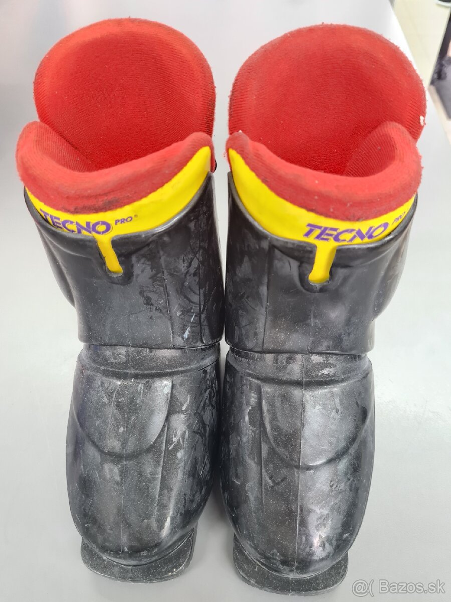 Detské lyžiarky zn. Tecno, v. 27-29 - 2