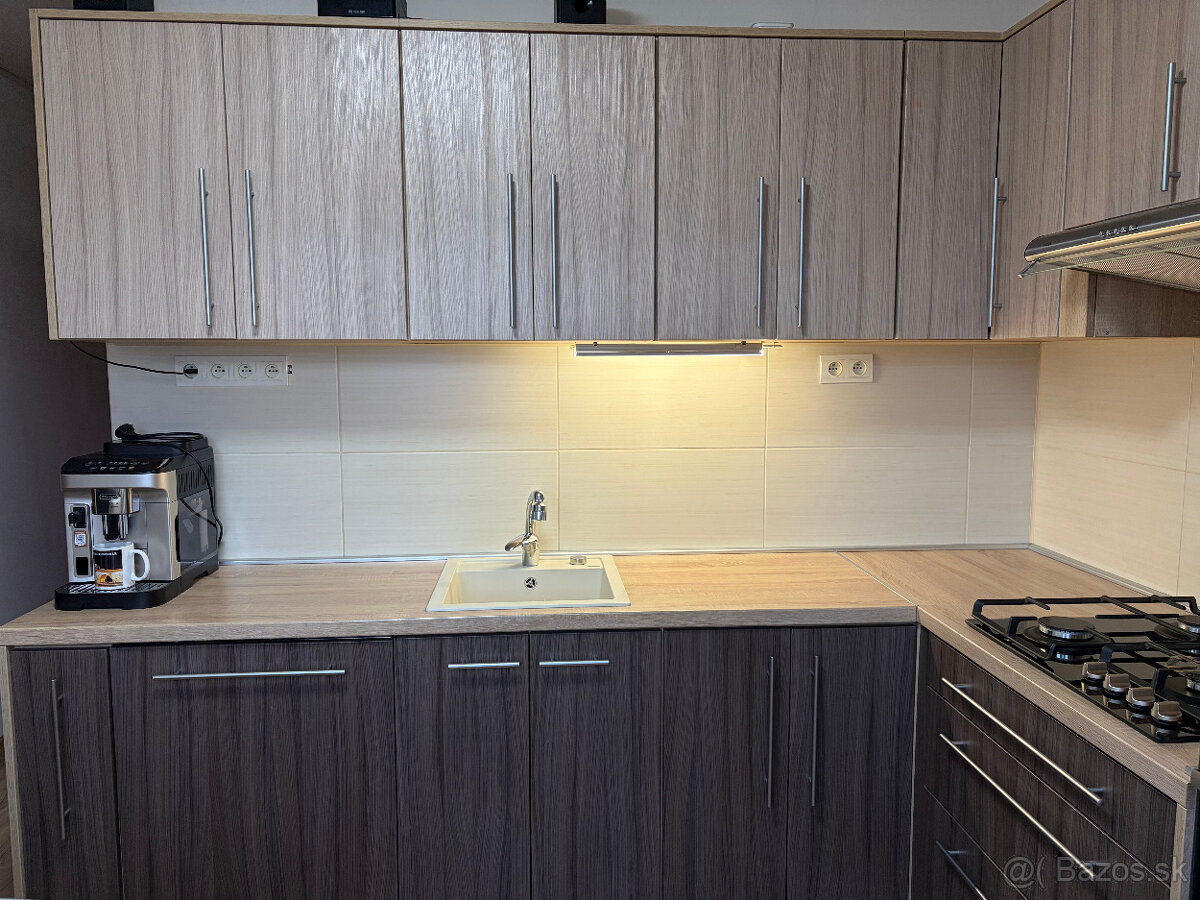 Kuchynská linka - 2