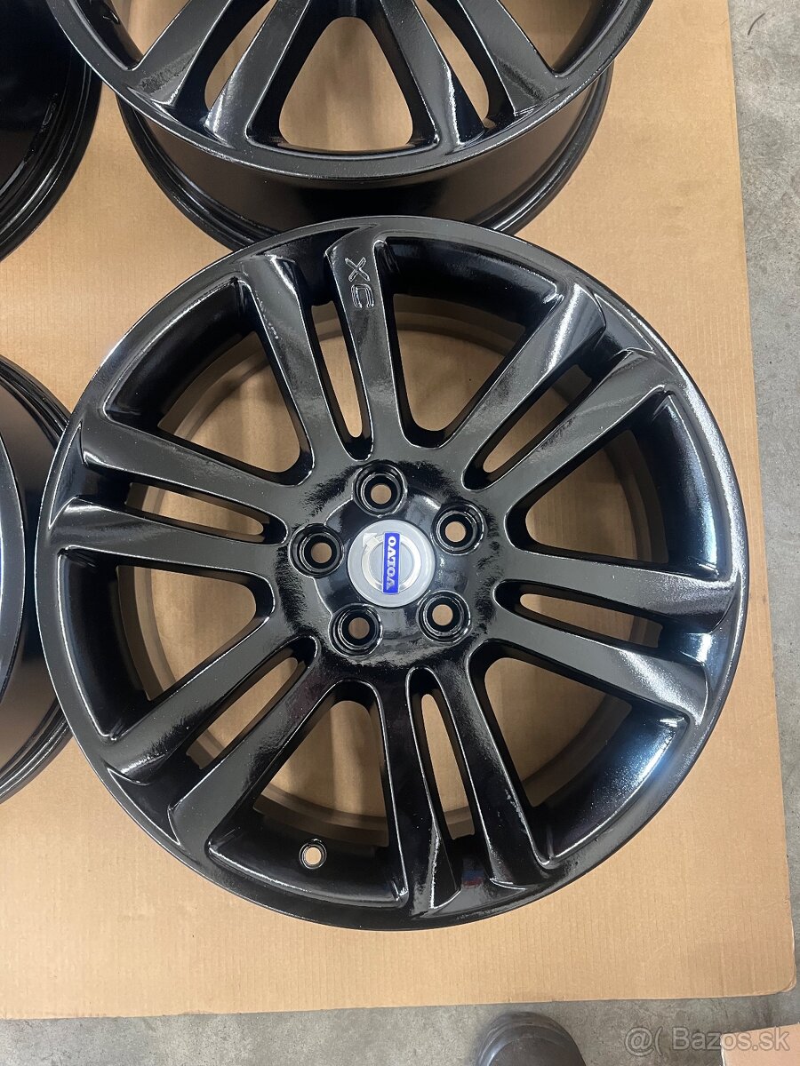 Elektrony Volvo r18 - 2