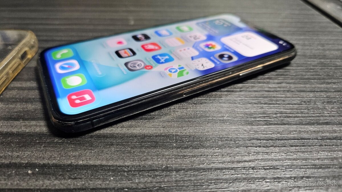 Apple iPhone 11 Pro 64GB - po páde - 2