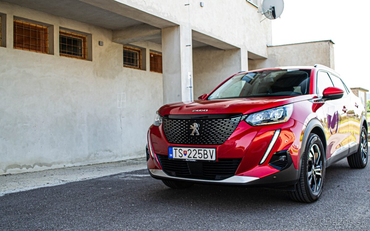 Peugeot 2008 1.2 Puretech AT Allure pack - benzín / automat - 2
