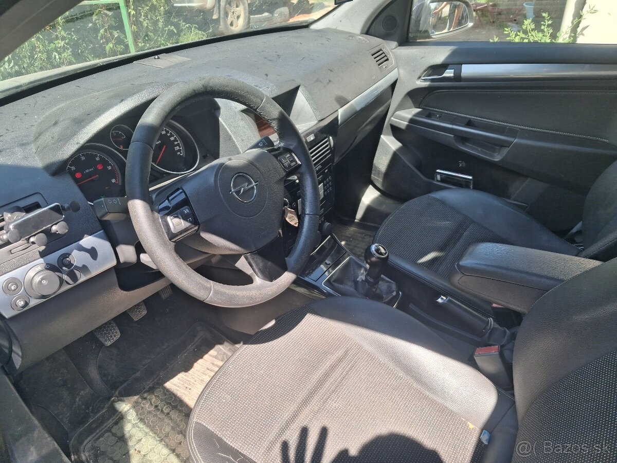 Na predaj - 2