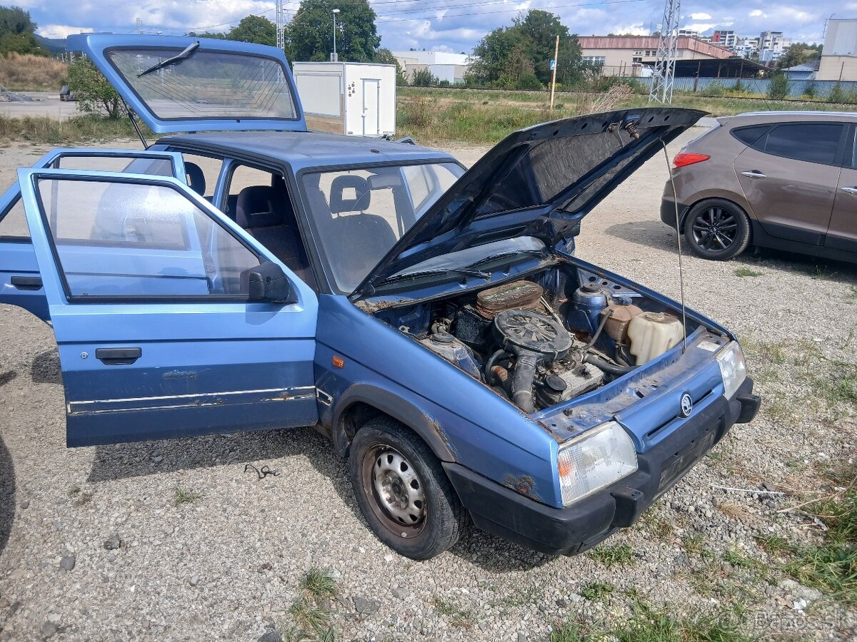 Škoda Favorit motor - 2