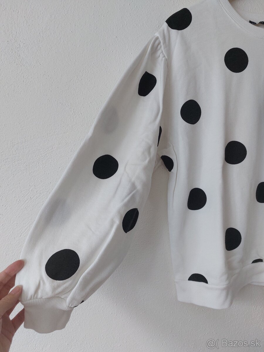 Biely pulóver s čiernymi bodkami Mohito / veľ. M - 2