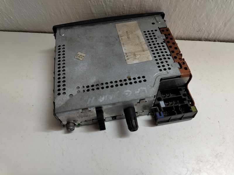 autorádio renault laguna 8200063200 30€ - 2