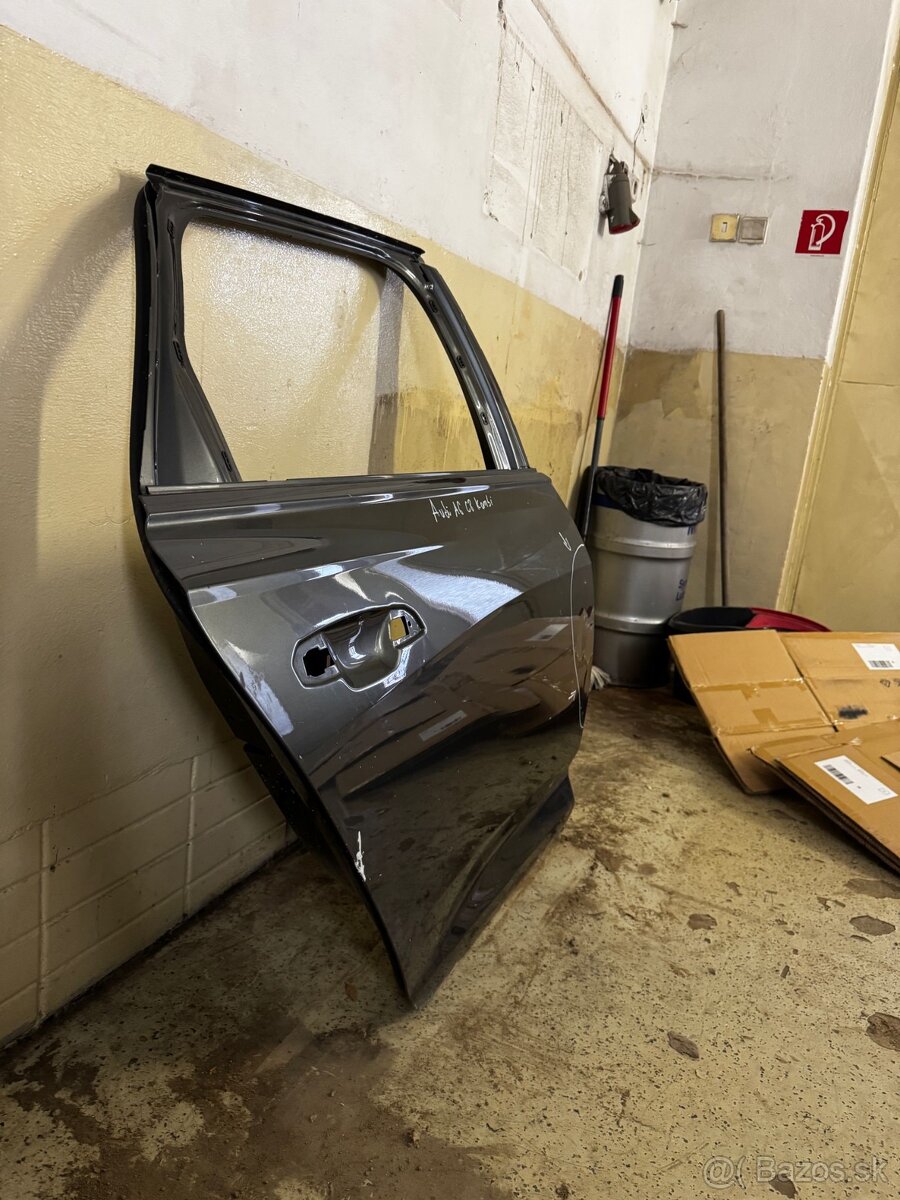 Audi a6 c8 kombi 2018- pravé zadnel dvere - 2