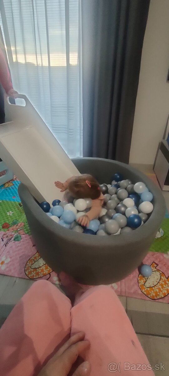 Šmýkačka s bazénom - 2