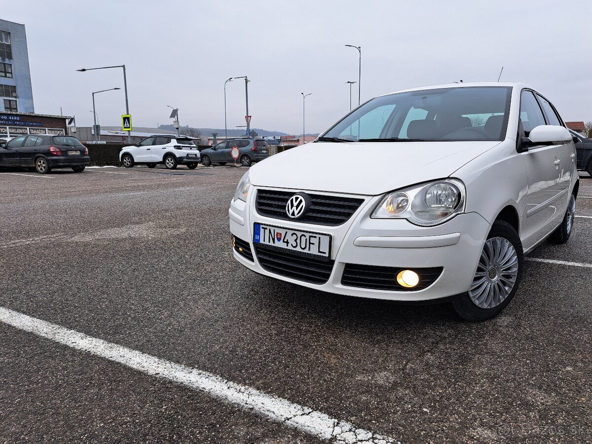 Volkswagen Polo - 2