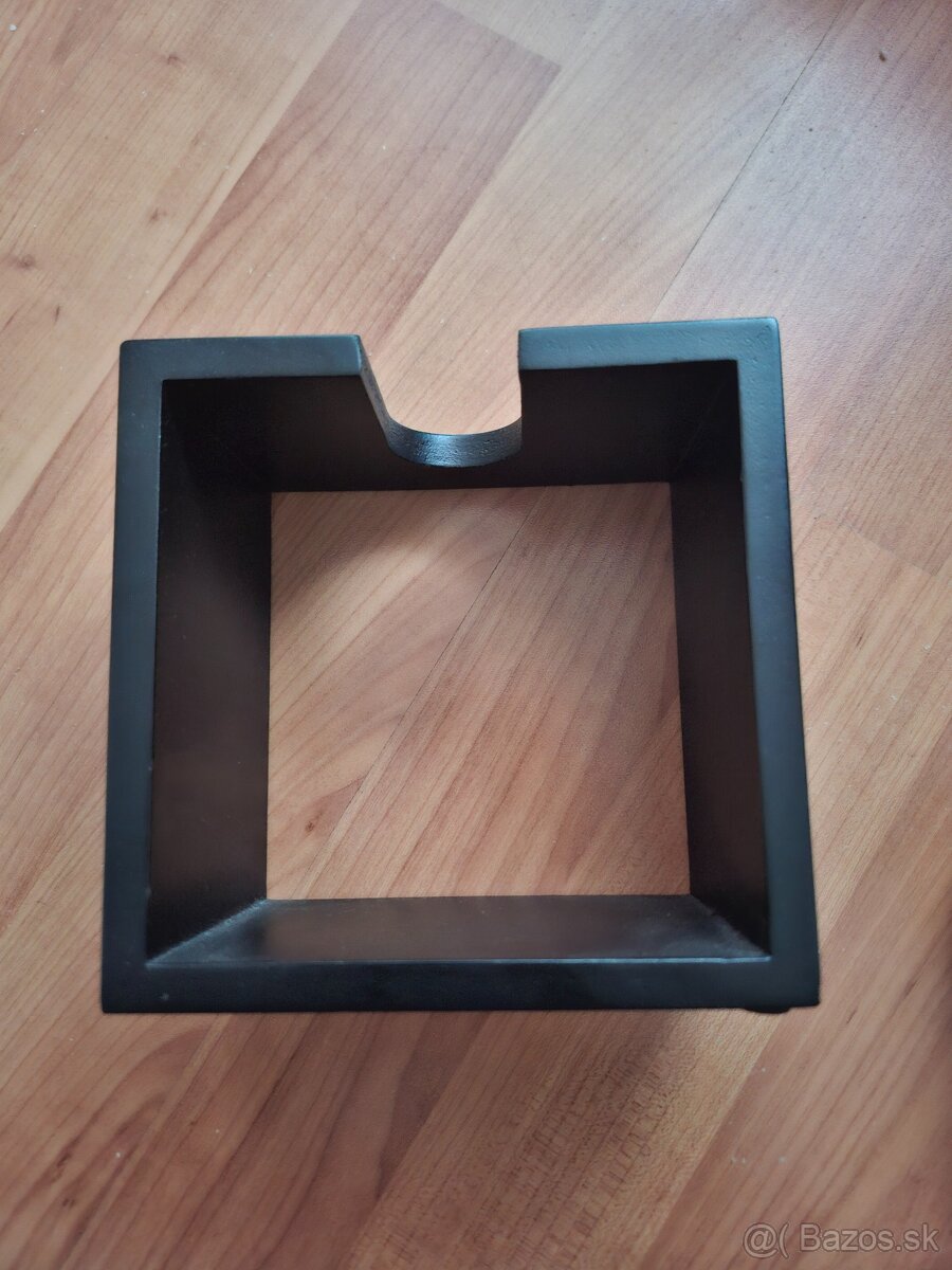 Vazicka s polickou - 2