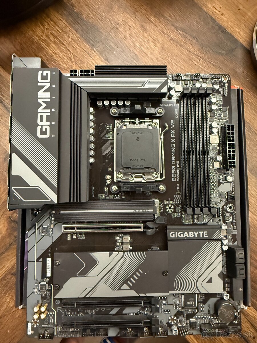 Ryzen 7 7700x + MB Gigabyte B650 GAMING X AX V2 - 2