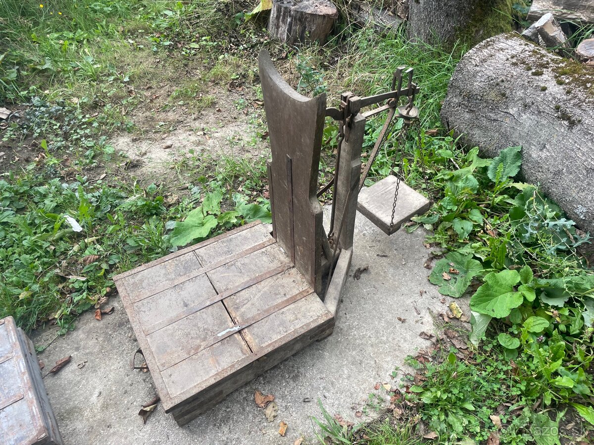 Predám starozitne váhy v zachovalom stave - 2