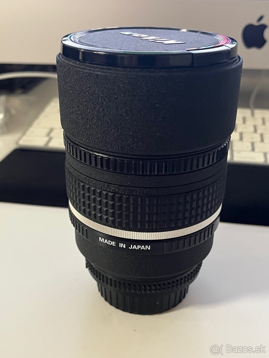 Nikon AF DC Nikkor 105mm f/2 D - 2