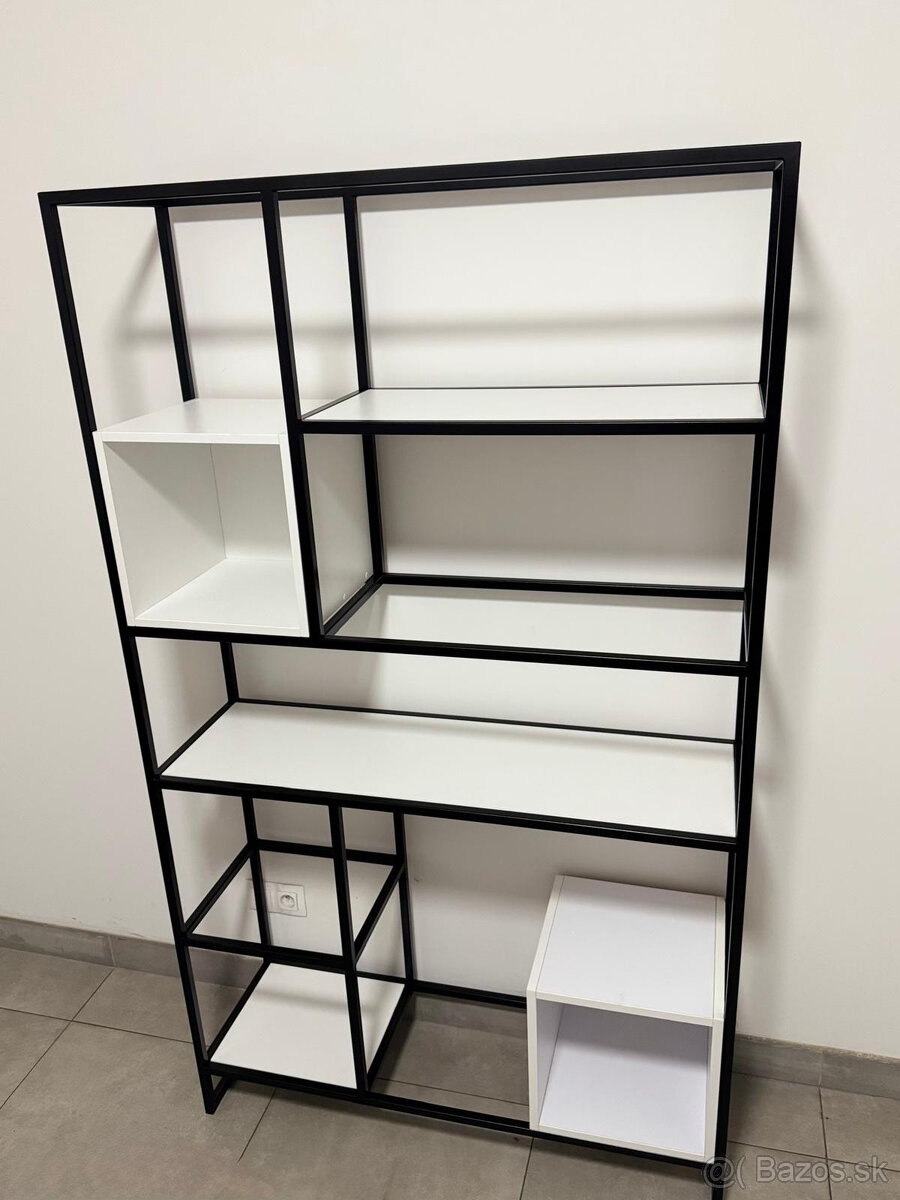 MODERNÝ REGÁL - 2