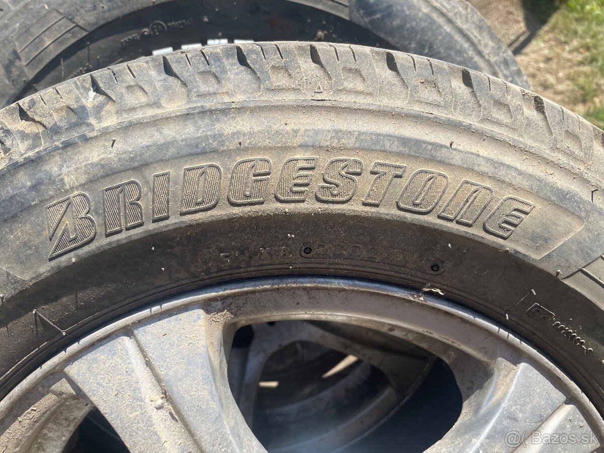 195/70 15C BRIDGESTONE - 2