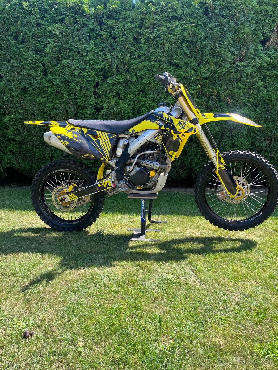 Suzuki rmz 250 - 2