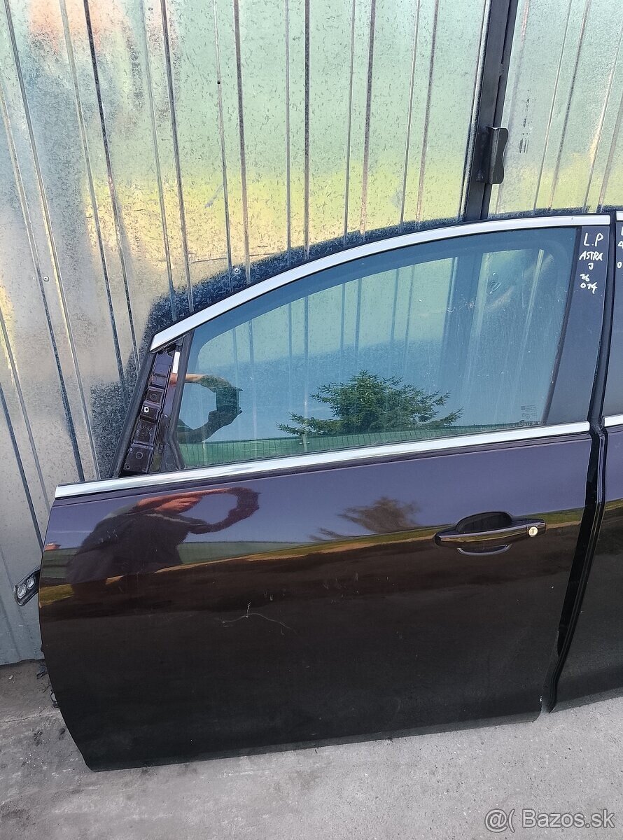Dvere Opel Astra J Sedan 2014 - 2