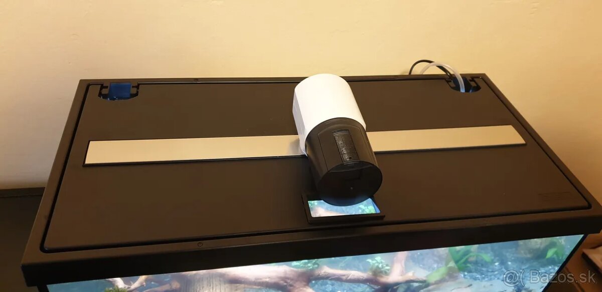 Tesla smart fish feeder krmitko automaticke - 2