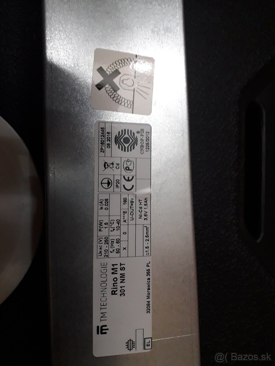 núdzové svetlá - 2