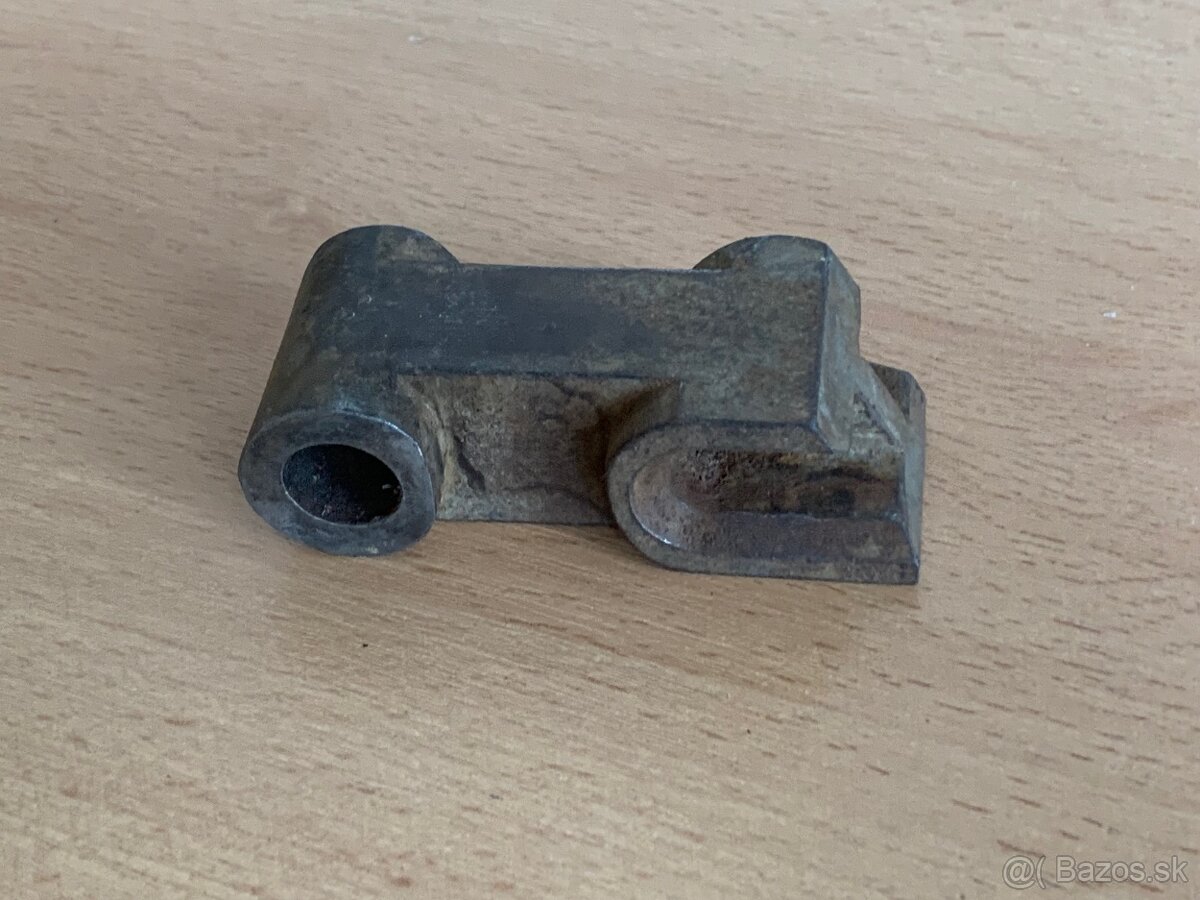 Ocelový záchyt reakce zadní brzdy Jawa 50 Pionýr - 2