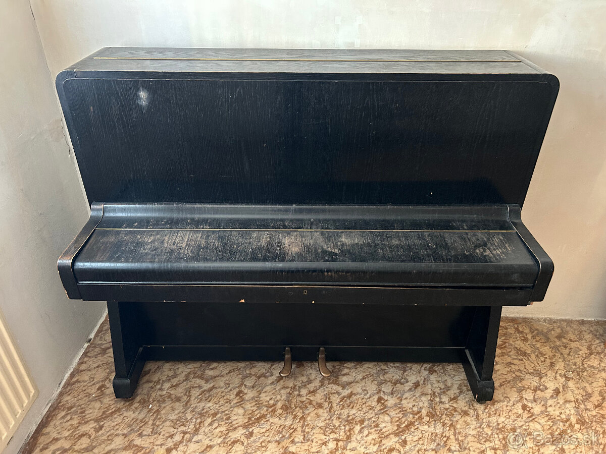 Darujem klavír značka FIBICH - 2