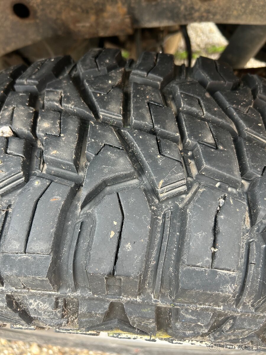 Komplet obutie BCW 6x139,7 - 2