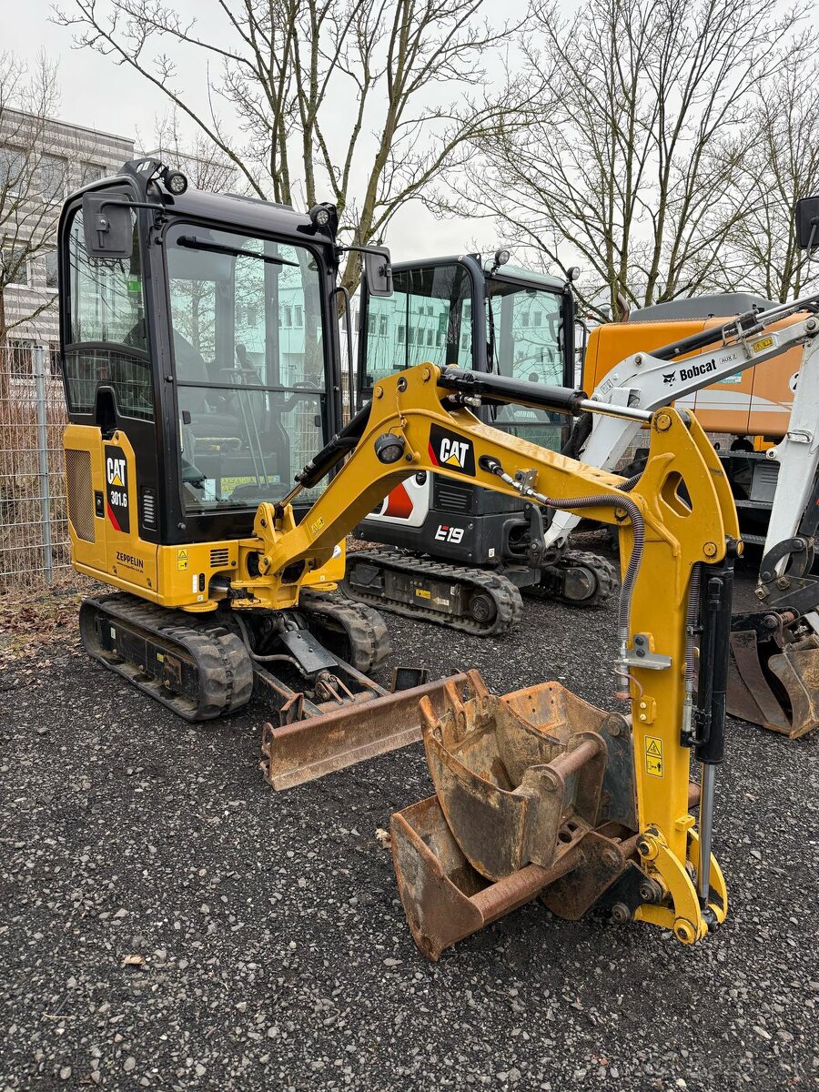 Caterpillar 301.6 - 2