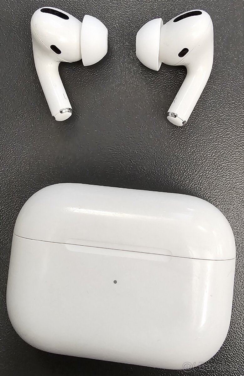 Apple AirpodsPro 1 - 2