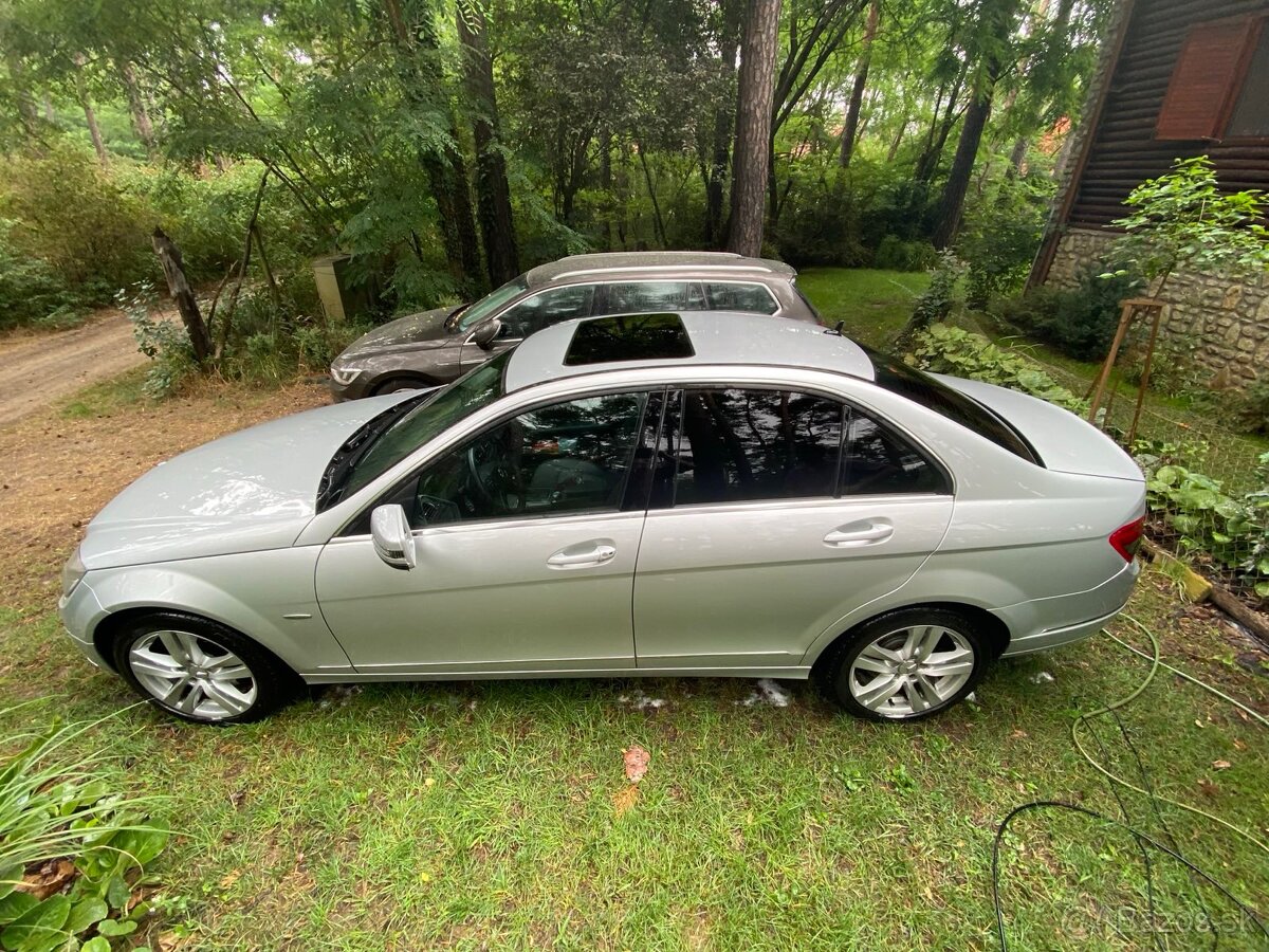Mercedes Benz C320 4Matic AVANTGARDE - 2
