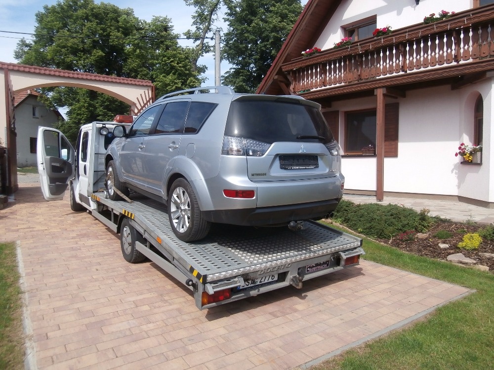 Mitsubishi Outlander 2007-2012 - 2