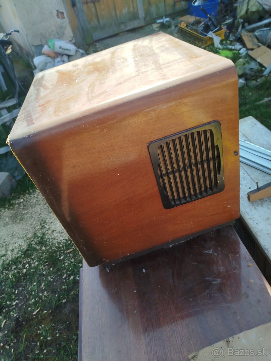 Televízor Tesla Kriváň - 2