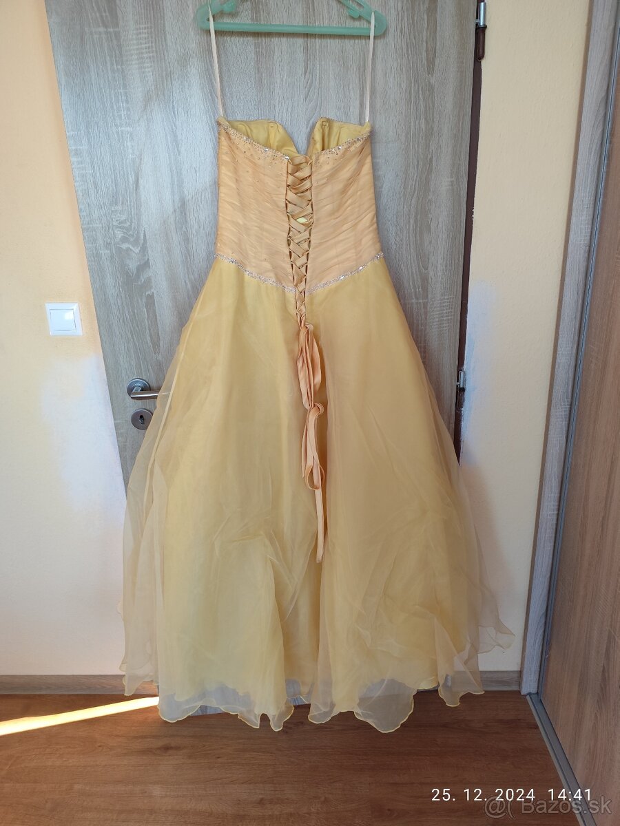 Predam spolocenske saty - 2