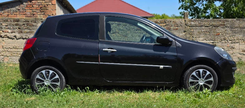 Renault Clio - 2