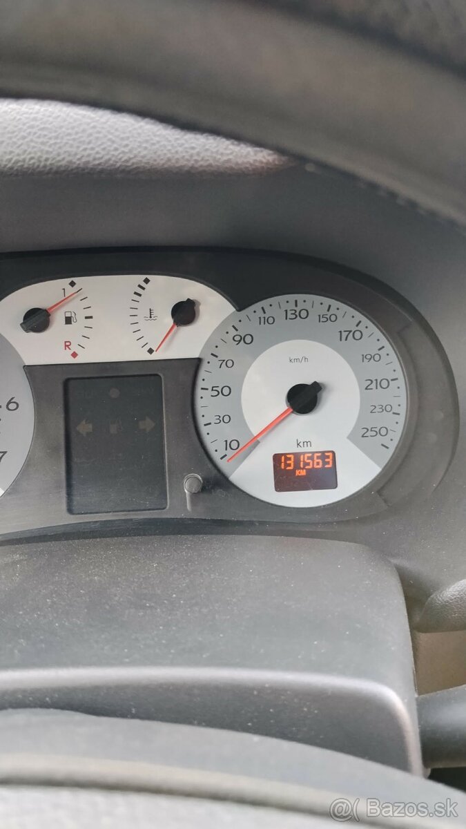 Predám Renault - 2
