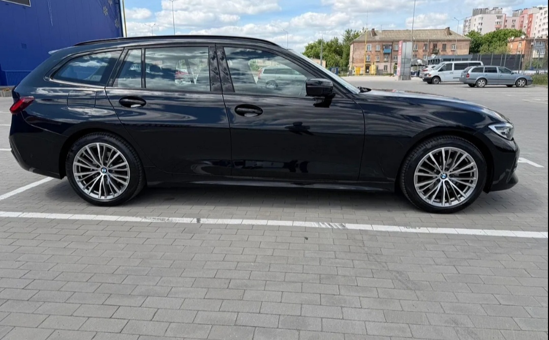 Rozpredam Bmw G21 - 2