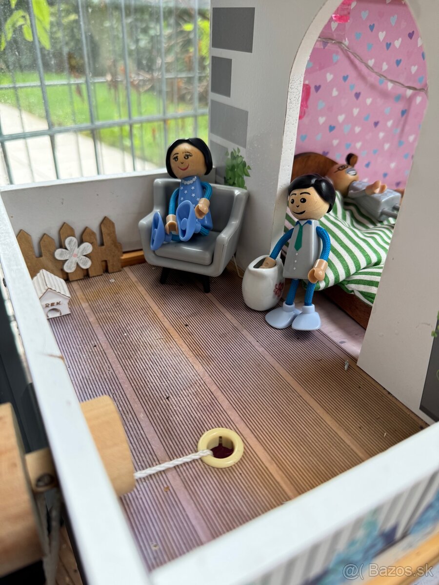 Dreveny poschodovy dom pre babiky - 2
