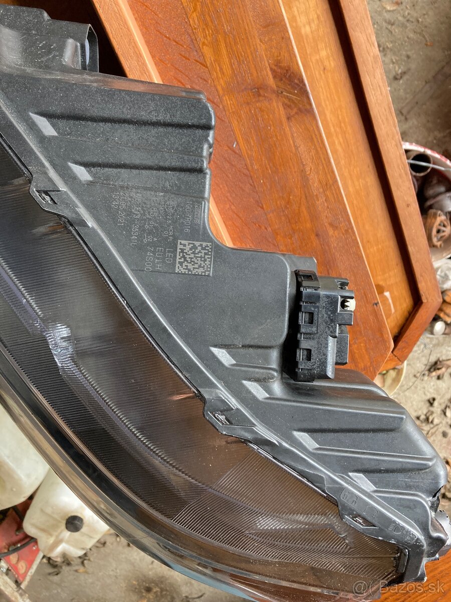 Suzuki vitara svetlomet predny lavy - 2