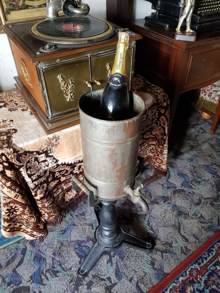 Starožitný chladič šampanského - 2
