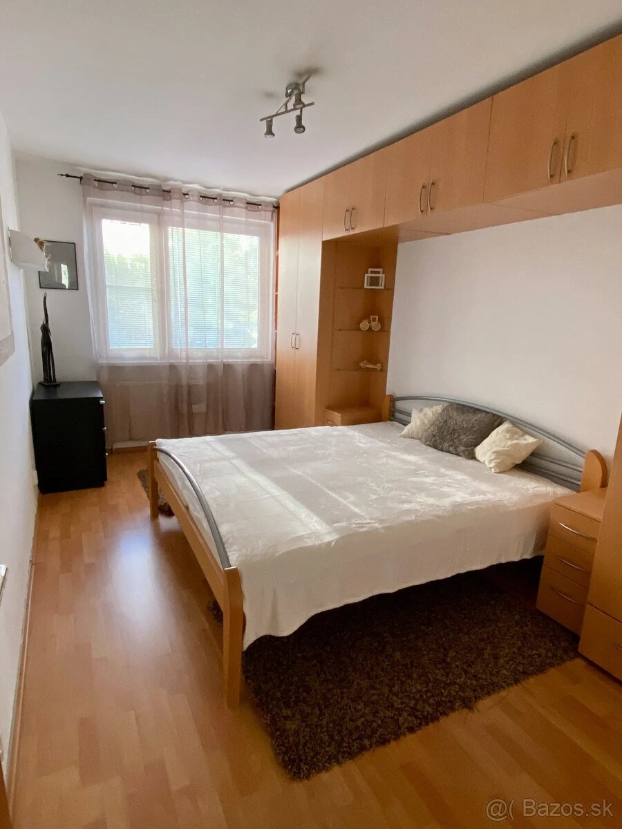 Realitná kancelária Realadr s.r.o. - 2