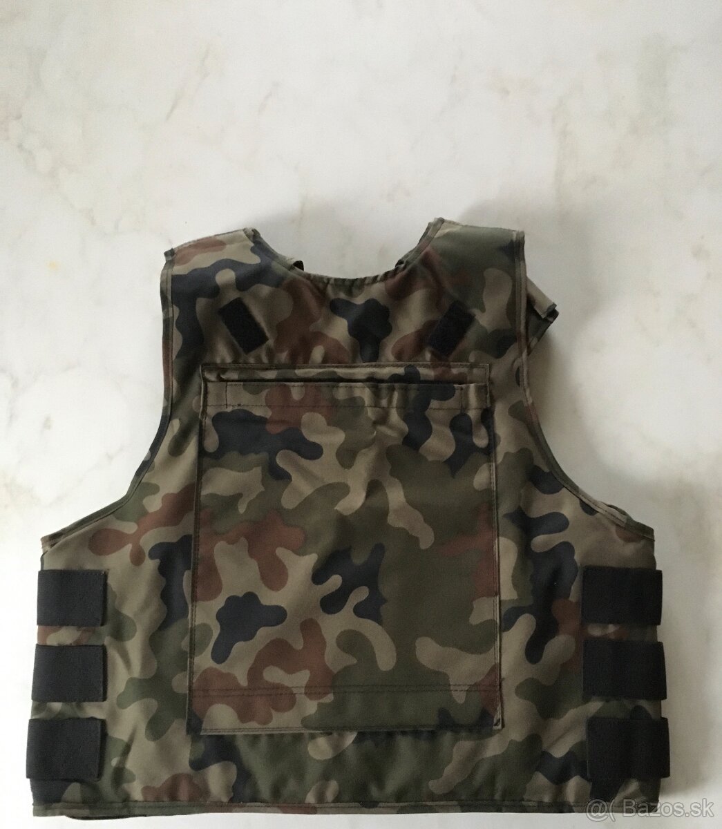 Vojenská nepriestrelná vesta - 2
