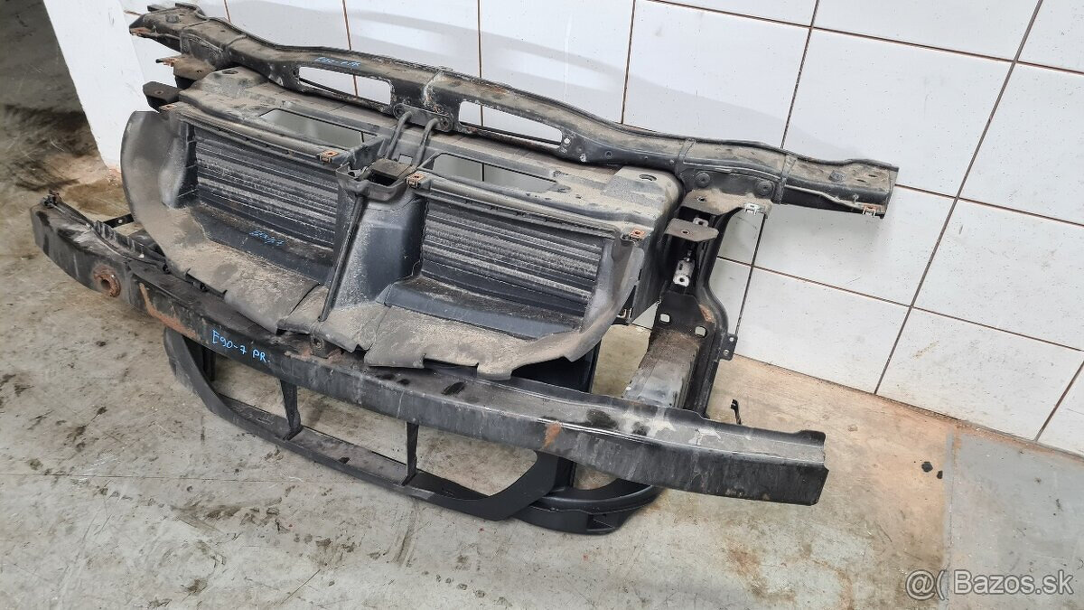 predne čelo okuliare E90 E91 okuliare sahara BMW - 2