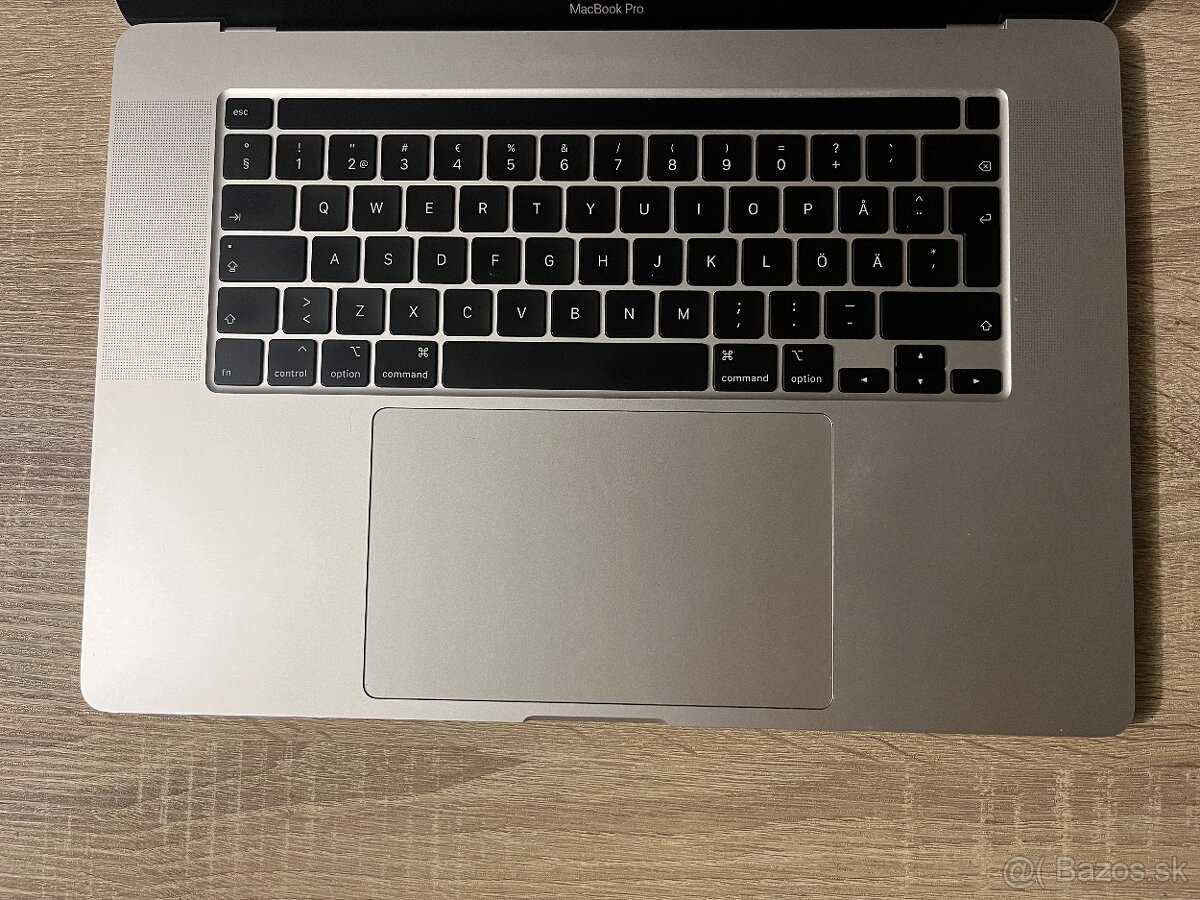 MacBook Pro 16inch 2019 / 64GB/2TB Super stav - 2