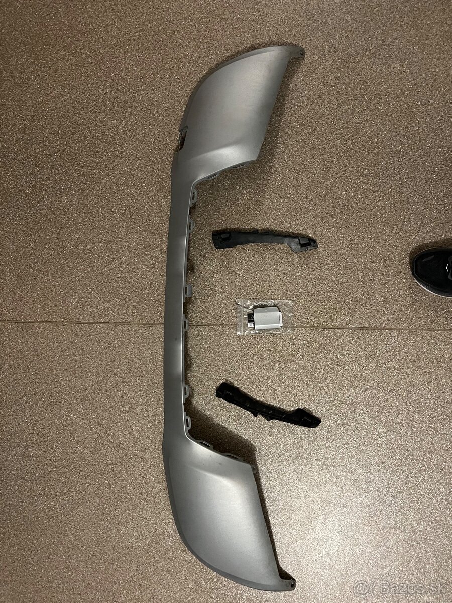 Mercedes GLA x156 zadny difuzer - 2