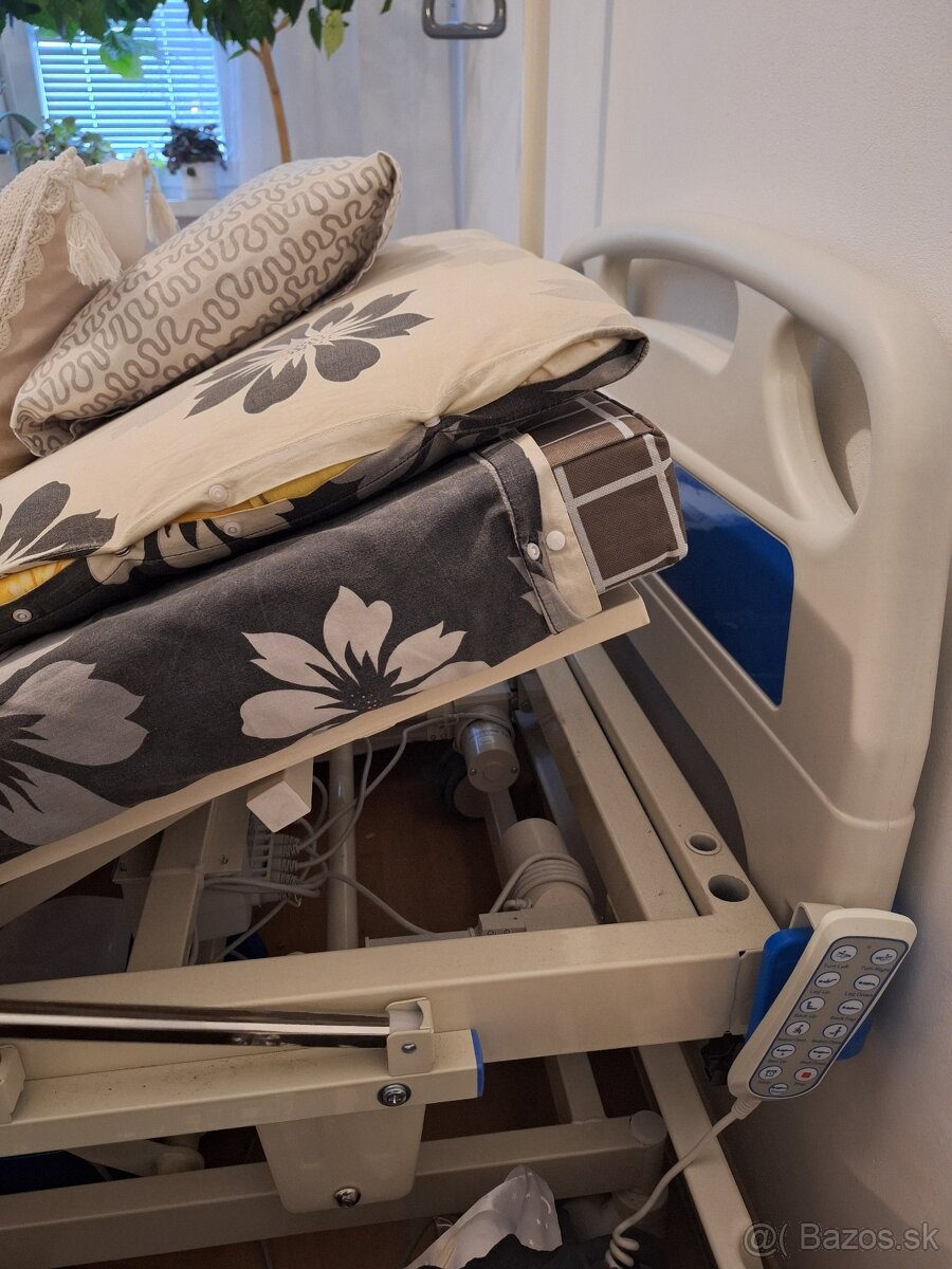 Elektrická polohovateľná zdravotná posteľ. - 2