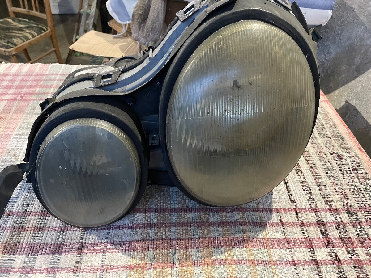 Mercedes W124 W210 - 2