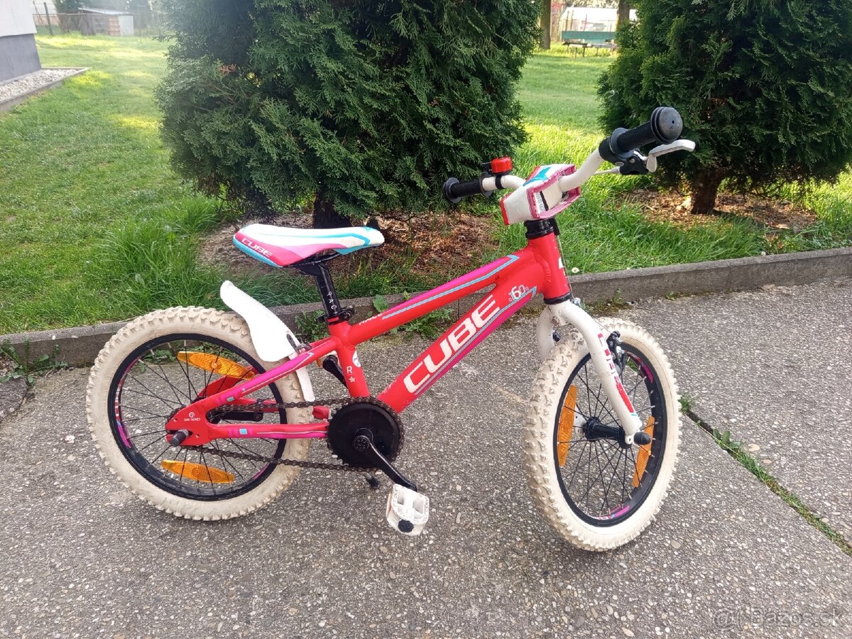 Dievčenský bicykel CUBE r160r - 2