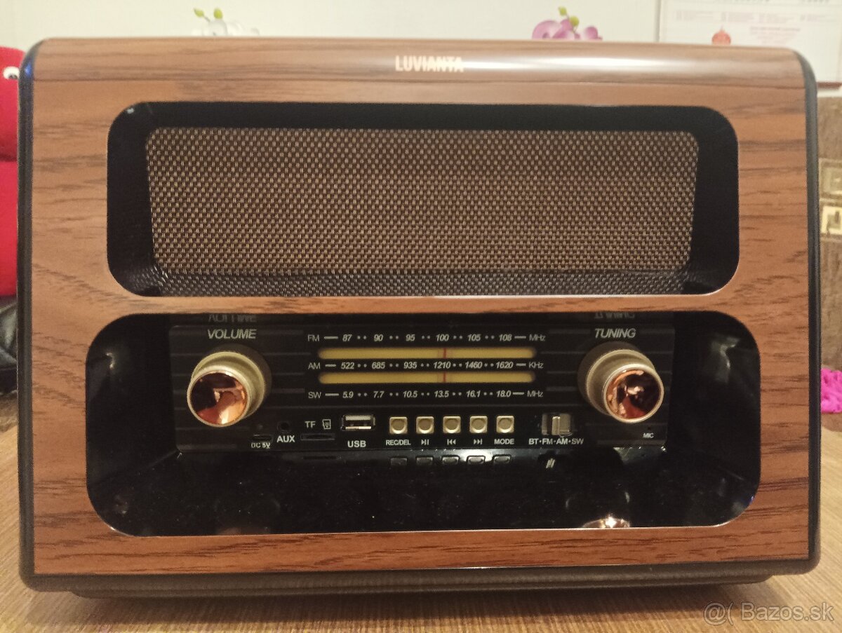 Retro rádio luvianta - 2