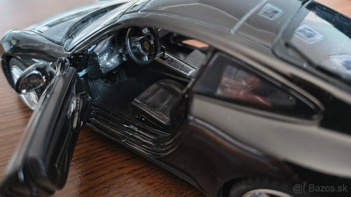 Porsche 1:24 - 2
